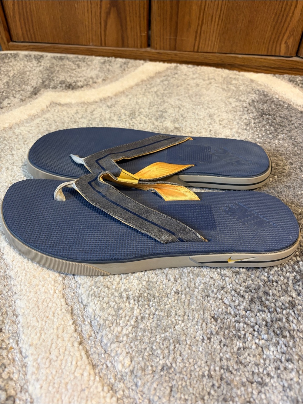 Nike Men’s Navy and Gold Flip-Flop Sandals